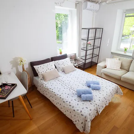 Riverview Residence-with Parking *