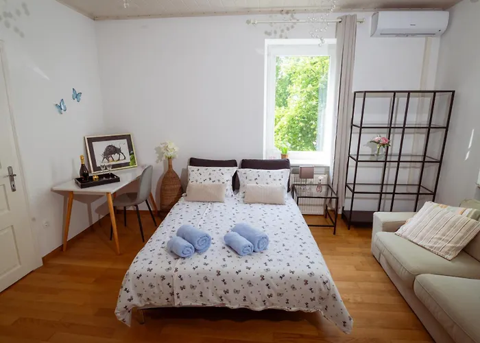 Riverview - With Parking Appartement *